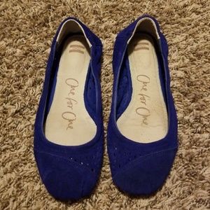 Tom's suede flats